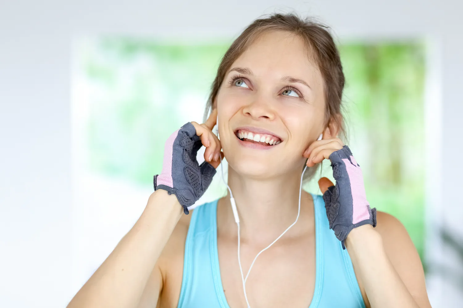 Patients with an active lifestyle are recommended to choose Invisalign.