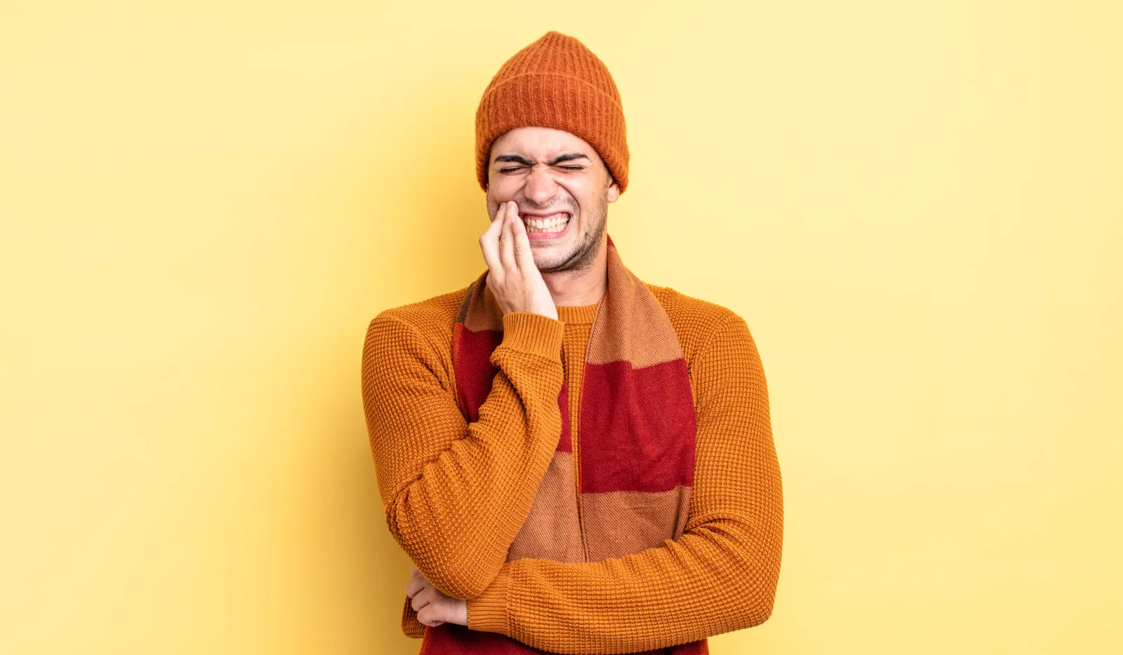 Cold Weather and Tooth Pain: Why Winter Can Make Your Teeth Hurt